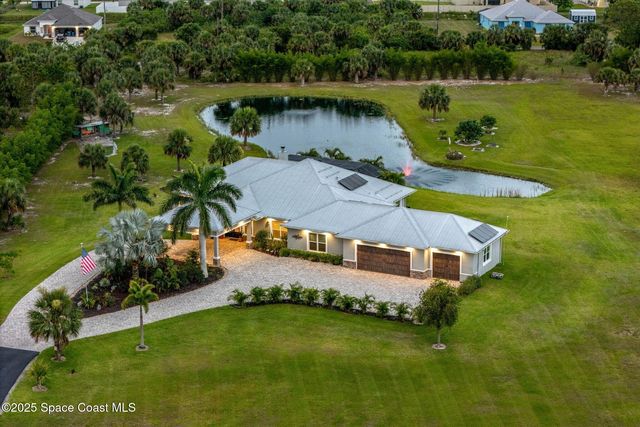 2141 Madden Ave SW, Palm Bay, FL 32908
