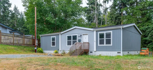 4341 Noisy Circle, Oak Harbor, WA 98277
