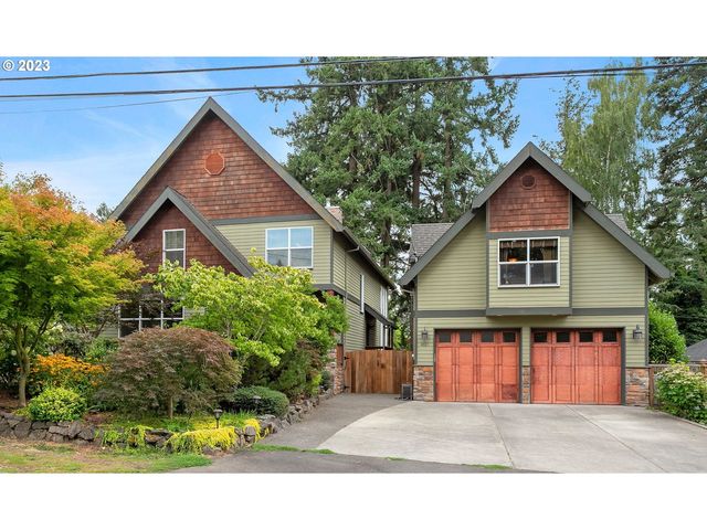 4126 SW Pendleton St, Portland, OR 97221