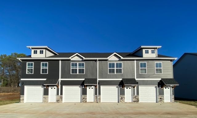 1039 Glenkirk Dr #D, Clarksville, TN 37042