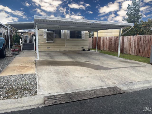 123 N  10th St #103, Taft, CA 93268