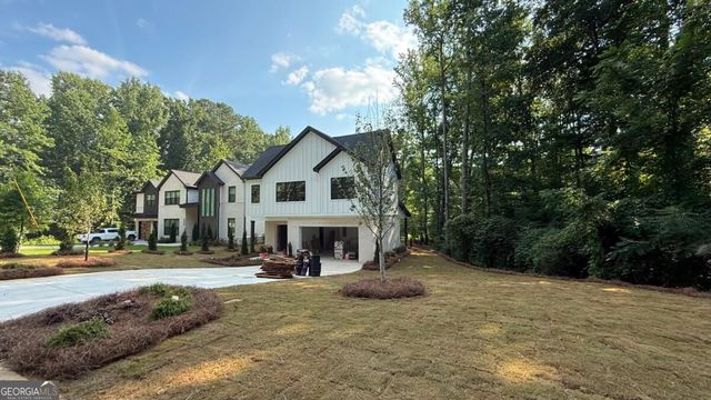 5028 Hidden Branch Dr, Sugar Hill, GA 30518