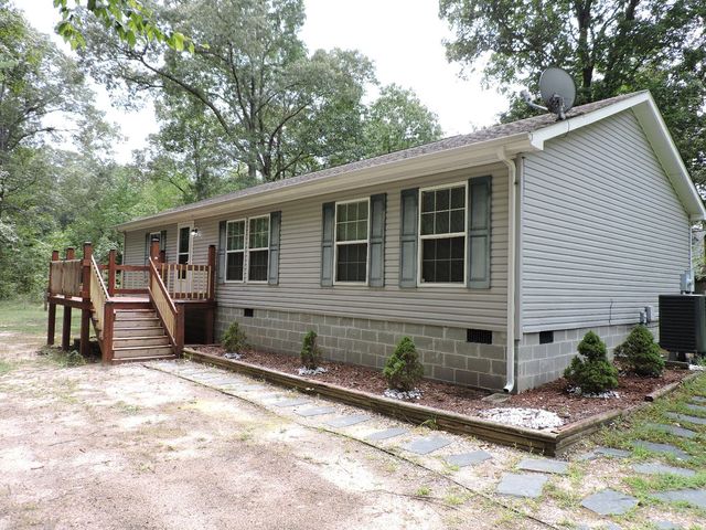 3698 Enos Rd, Hayes, VA 23061