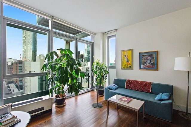 26-26 Jackson Ave #401, Long Island City, NY 11101