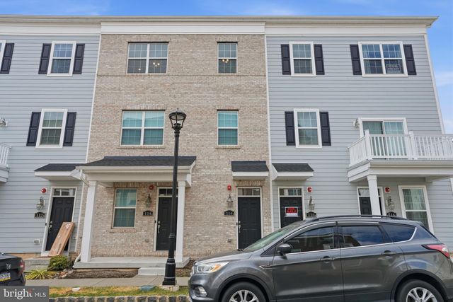 114 King St #B, Bensalem, PA 19020