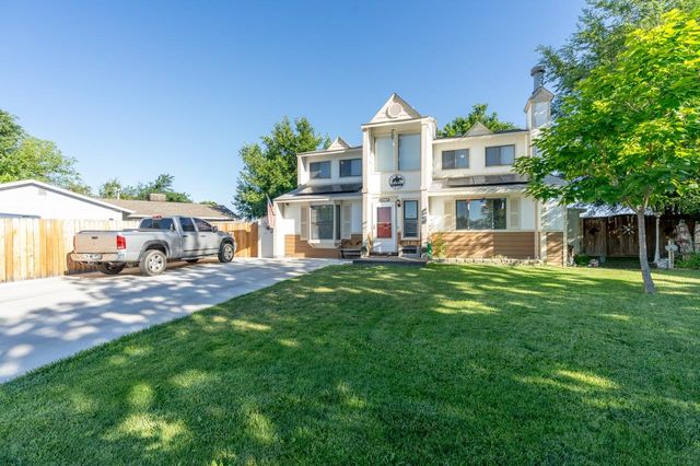 3020 1/2 Country Rd, Grand Junction, CO 81504