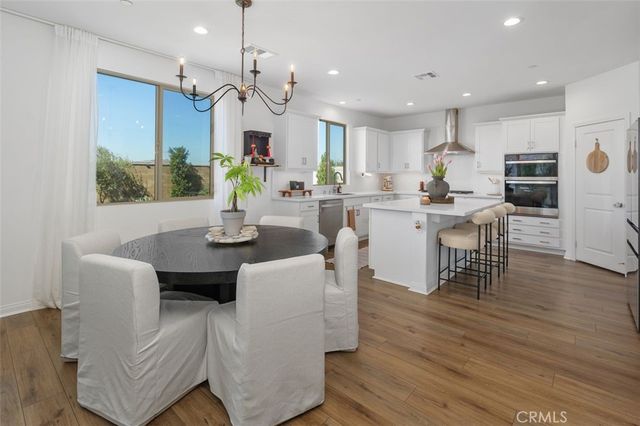 17907 Edna Valley Dr, Riverside, CA 92503