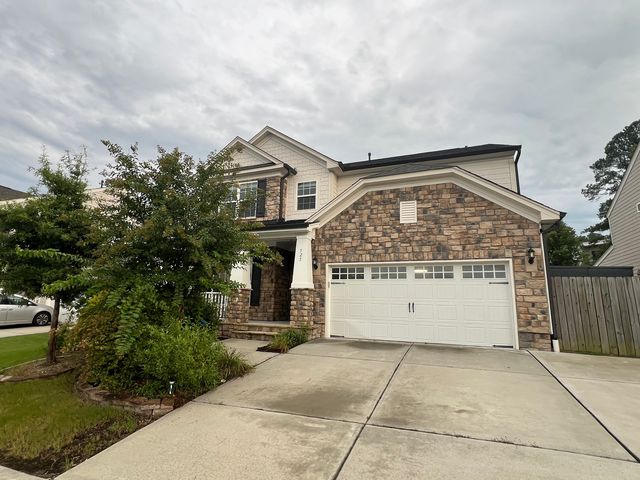 525 Parlier Dr, Apex, NC 27523