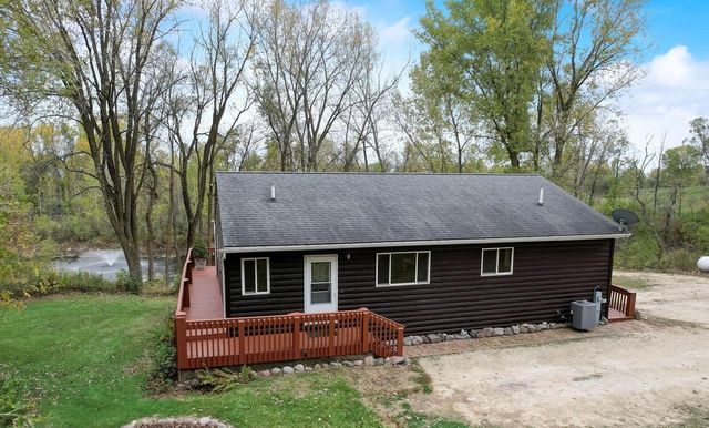 N6854 Noble ROAD, Horicon, WI 53032