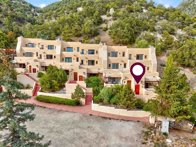 15 Canada del Agua Road #8, Valdez, NM 87580