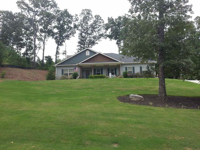 9530 Lee Cir, Gainesville, GA 30506