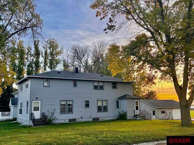 341 1st St, Frost, MN 56033