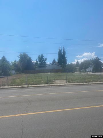 1010 Mountain View St, Green River, WY 82935