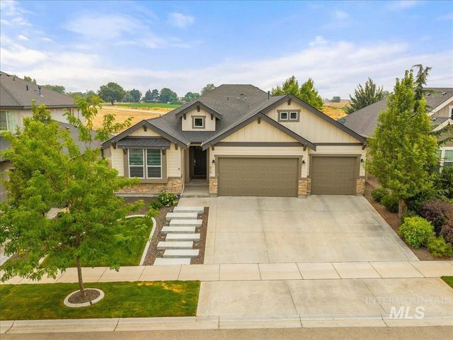 819 E  Crest Rdg, Meridian, ID 83642