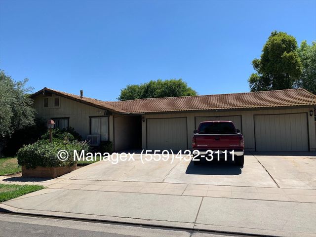 6448 N  Colonial Ave #103, Fresno, CA 93704