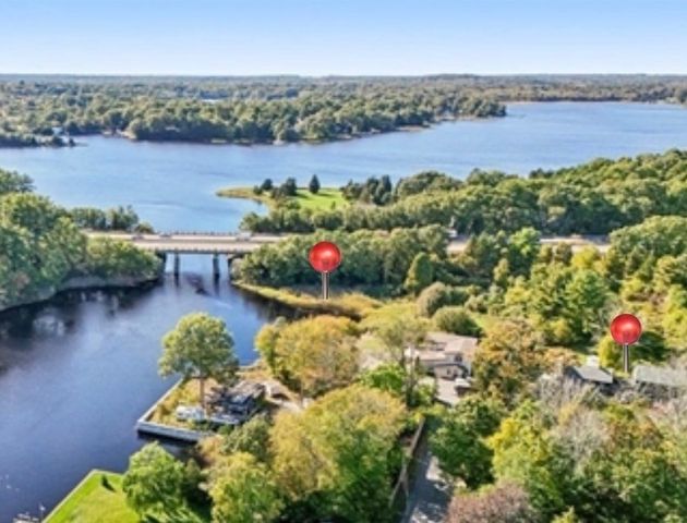 1 Pleasant St, Assonet, MA 02702