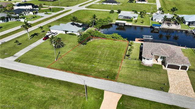 729 NW 36th Pl, Cape Coral, FL 33993