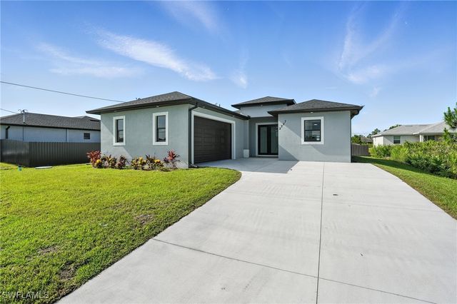 3727 12th St W, Lehigh Acres, FL 33971
