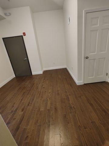 2015 S  7th St #1, Philadelphia, PA 19148