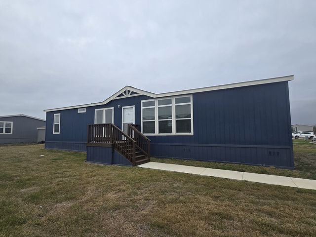 130 Goldwater Dr #438, Kyle, TX 78640