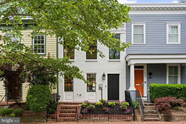 533 6th St SE, Washington, DC 20003