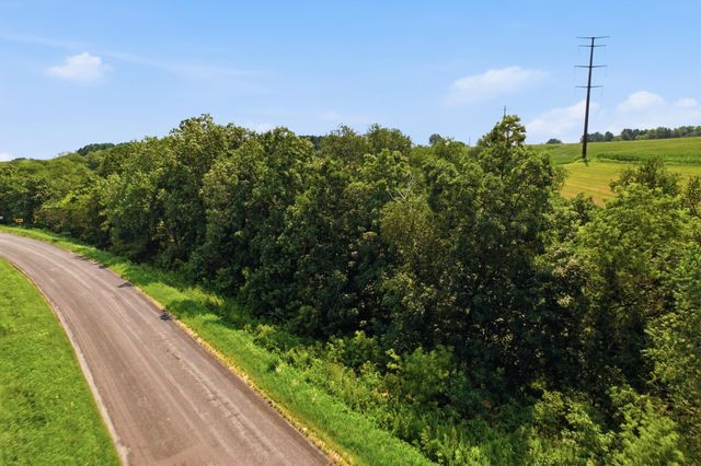 County Road P, Fountain City, WI 54629