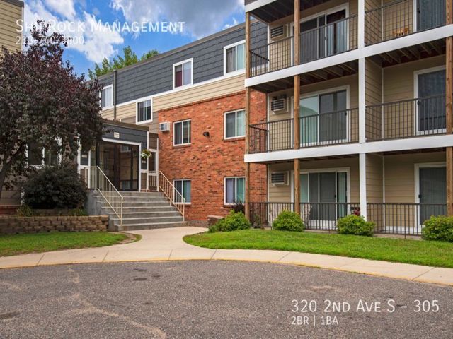 320 2nd Ave  S  #305, Waite Park, MN 56387