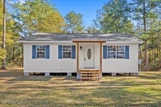 154 Forest Lake Rd, Beaumont, MS 39423