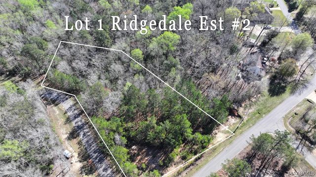 1 Ridgedale Ln #2, Deatsville, AL 36022