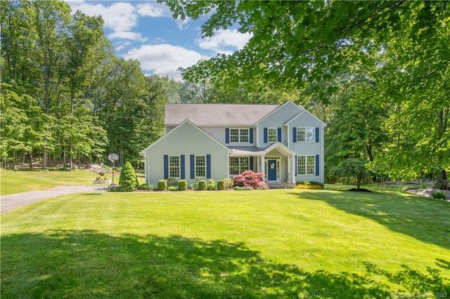 165 Long Meadow Hill Rd, Brookfield, CT 06804