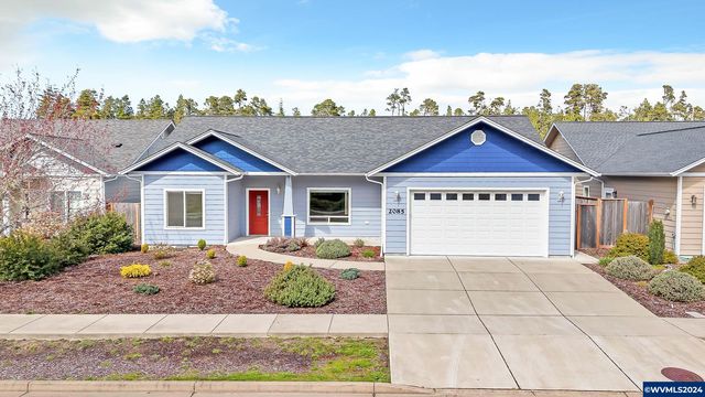 2085 52nd St, Florence, OR 97439