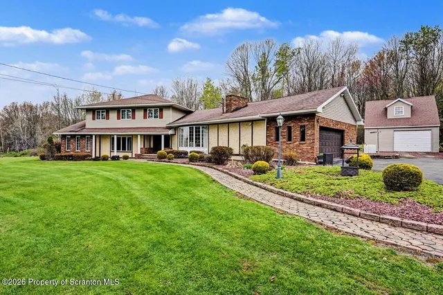 73 Quinton Rd, Scott Township, PA 18447