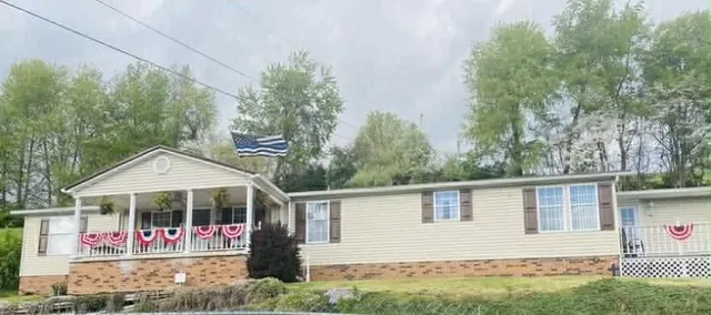 179 Marshall St, North Tazewell, VA 24630