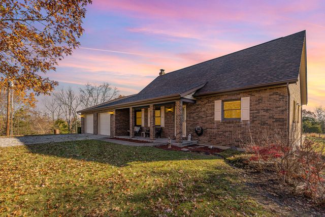 1223 Hickory Grove Rd, Foster, KY 41043