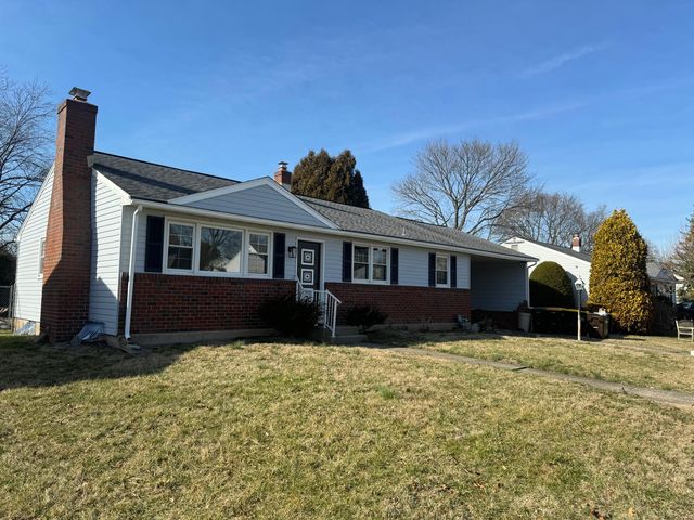 528 Barbara Dr, Norristown, PA 19403