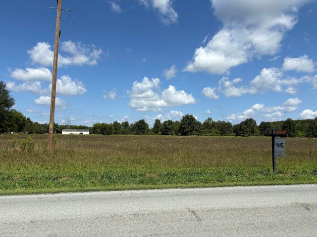 28th Ave, Paw Paw, MI 49079