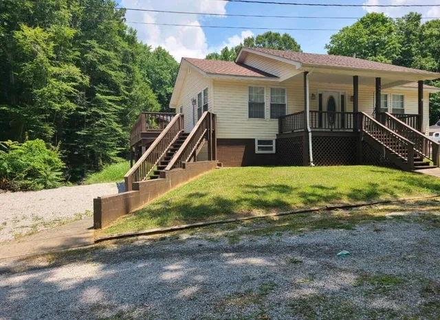 500 Beaver Lodge Rd, Monticello, KY 42633