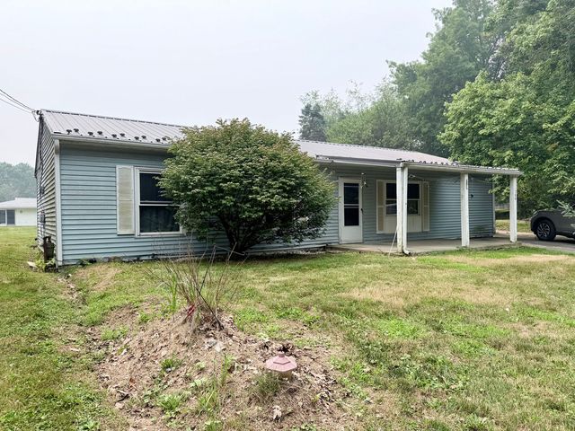 146 Edgewood Cir, Industry, PA 15052