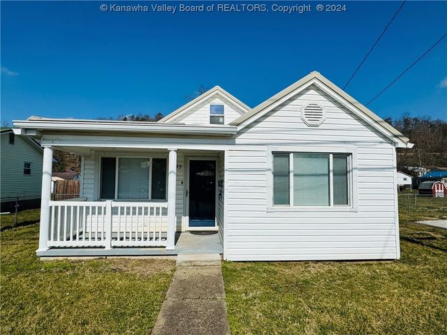 232 2nd Ave, Ripley, WV 25271