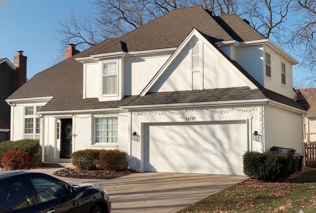 11720 Hardy St, Overland Park, KS 66210