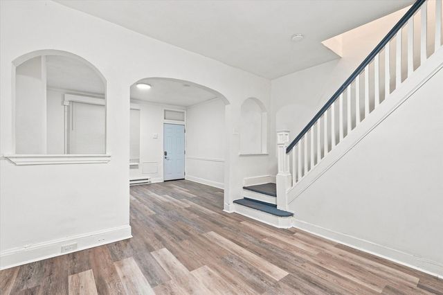 2411 W  Oakdale St, Philadelphia, PA 19132
