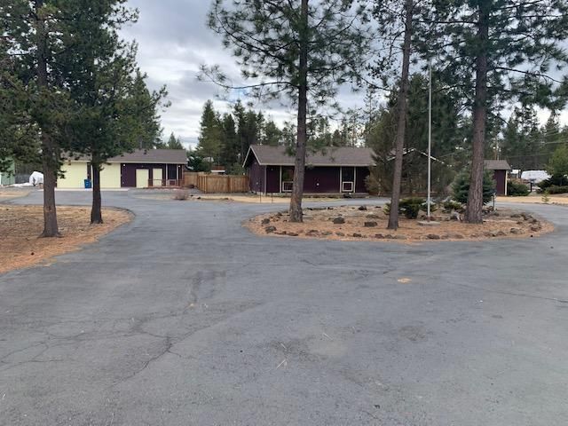 55802 Snow Goose Rd, Bend, OR 97707