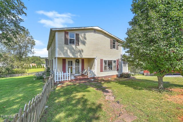 215 Bullock Hollow Rd, Bristol, TN 37620