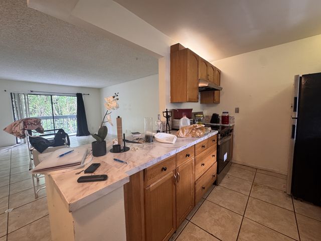 2050 N  Congress Ave, West Palm Beach, FL 33401