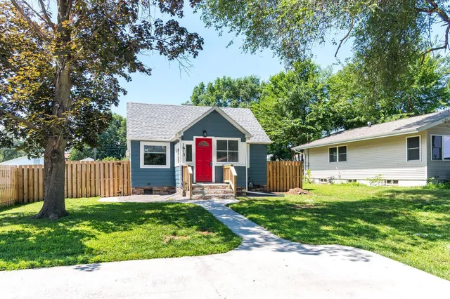 1613 Caroline STREET, La Crosse, WI 54603