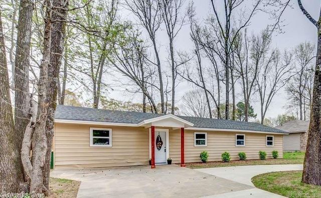 209 Cherrywood Dr, Sherwood, AR 72120