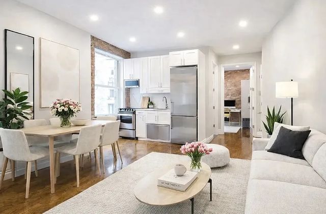 145 W  10th St #4F, New York, NY 10014