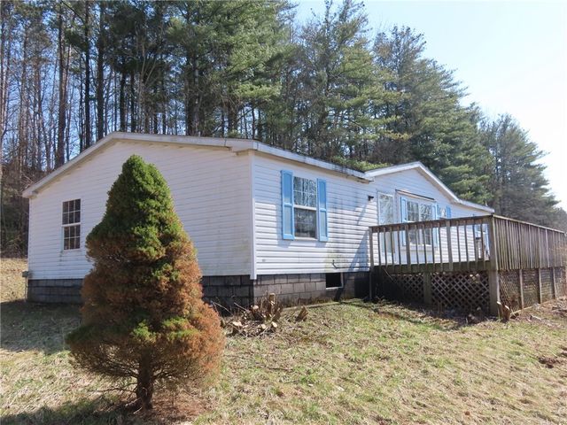 9910 Gobblers Knob Rd, Clyde, NY 14433
