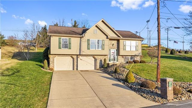 216 Pleasant Valley Blvd, Rostraver Township, PA 15012