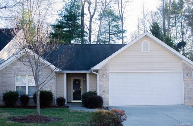 308 Wiltshire Circle, Fletcher, NC 28732 | Trulia